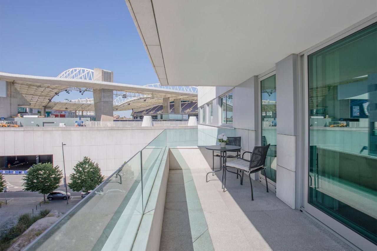 Liiiving In Porto - Balcony Dragao View Apartman Kültér fotó